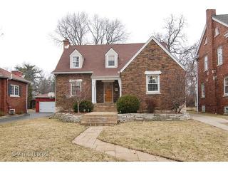 514 Uvedale Rd, North Riverside, IL 60546-1611