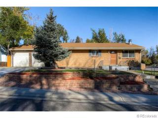 881 Dakin St, Denver, CO 80221-3703