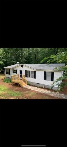 5810 Lancer Ct, Gainesville, GA 30506-6939