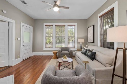 1901 David St, Austin TX  78705-4666 exterior
