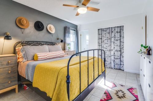 8714 Charing Cross Ln, Dallas TX  75238-3811 exterior