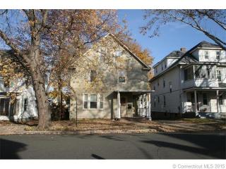 482 High St, Middletown, CT 06457-2615