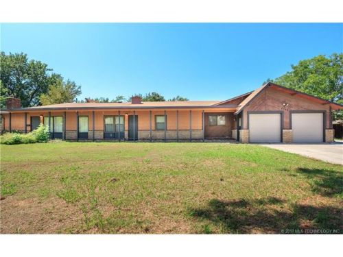 3742 82nd East Ave, Tulsa, OK 74145-1444