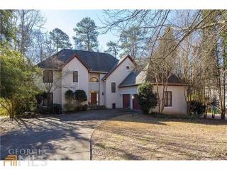 10 Battle Ridge Dr, Atlanta, GA 30342-2451