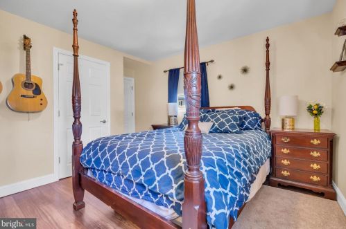 33 Cumberland Ave, Trenton NJ 08618-5413 exterior