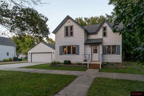105 1st Ave, Mapleton, MN 56065-9551