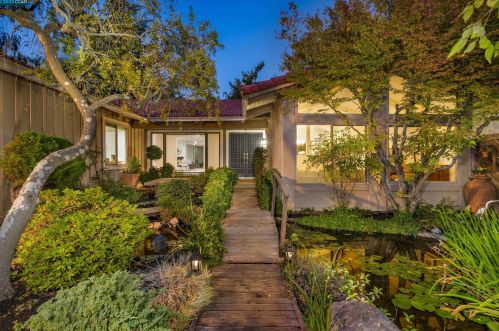 400 Oahu Ct, San Ramon, CA 94582-1420