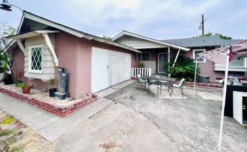 653 Gilbert St, Anaheim, CA 92801-3748