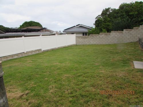 2588 Ahekolo St, Honolulu, HI 96813-1108
