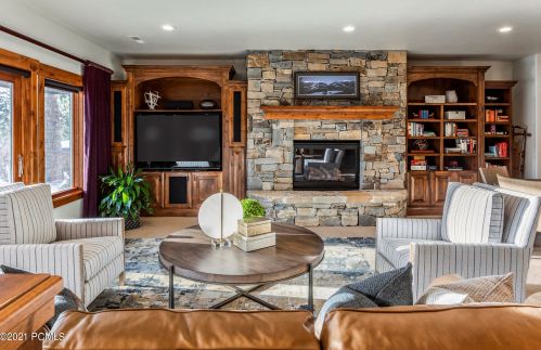 6050 Mtn Rnch Dr, Park City UT 84098-6177 exterior