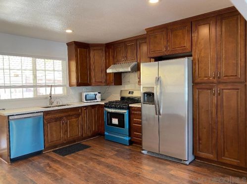 9081 Dewsbury Ave, San Diego, CA 92126-2457