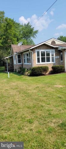 1010 Harrisburg Pike, Carlisle PA  17013-1615 exterior