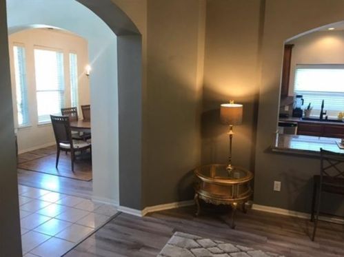 14 Prairie Oak Dr, Conroe TX  77385-3753 exterior