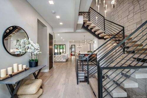 155 Southmoor Dr, Denver CO  80220-5957 exterior