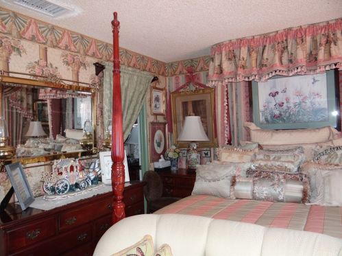 1528 Rosehill Dr, Riverside CA  92507-0614 exterior