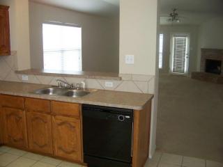 2771 Avery, Rockwall TX  75032-7462 exterior