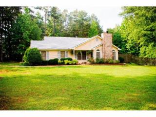 5 Vineyards Dr, Newnan, GA 30265-1900