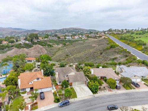 2865 Calle Esteban, San Clemente, CA 92673-3511