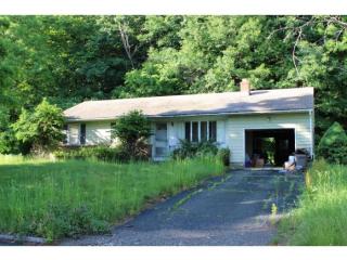 151 Melrose St, Brattleboro VT  05301-6515 exterior