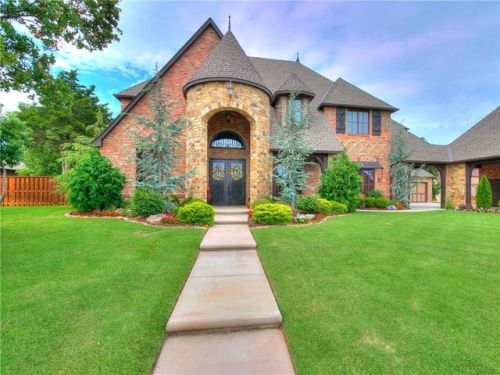 2309 Lone Oak Way, Edmond, OK 73034-4249