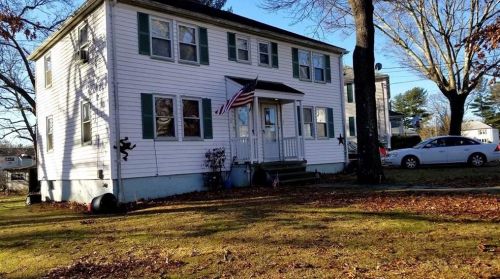207 Yorktown Rd, North Kingstown, RI 02852-2144