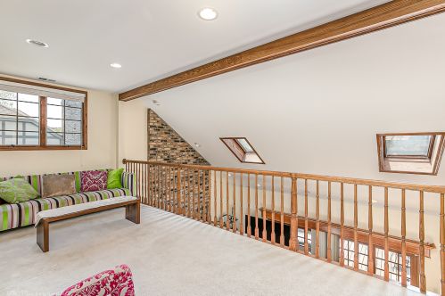 11617 Briarwood Ln, Willowbrook IL  60527-5173 exterior