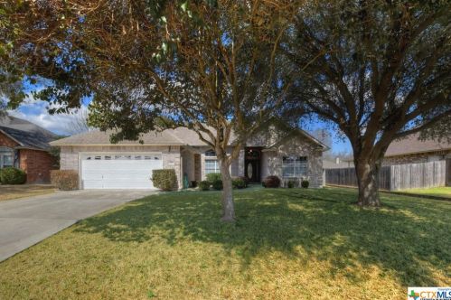 115 Parkridge Cir, Seguin, TX 78155-7158