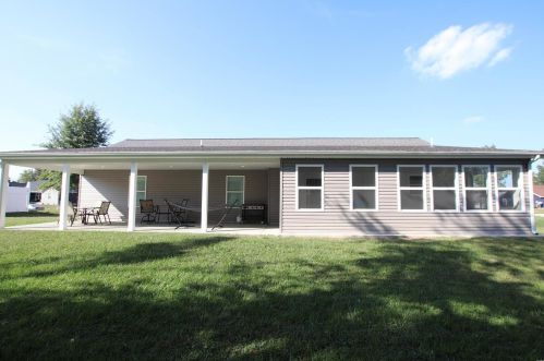 232 Peach Tree Ln, Spring Bluff, MO 63080-5601