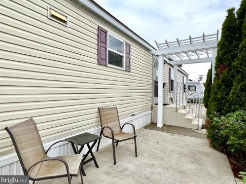 5224 Marlton Pike, Camden NJ 08109-4702 exterior