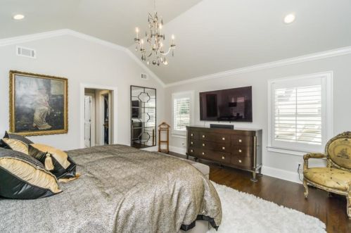 2553 Echo Dr, Atlanta GA  30345-3528 exterior