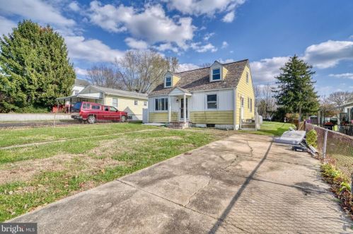 123 Baltimore St, Aberdeen, MD 21001-3003