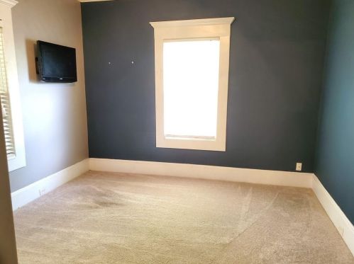 1737 Center Ave, Atlanta GA  30344-4703 exterior