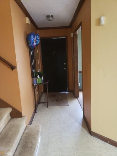 5989 Deshon Ct, Lithonia, GA 30058-7978