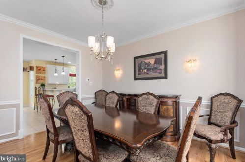 213 Woodline Ct, Harrison Township, NJ 08062-2435