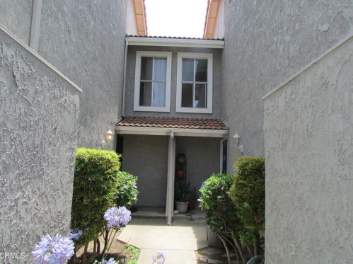 1252 Gina Dr, Oxnard, CA 93030-3268
