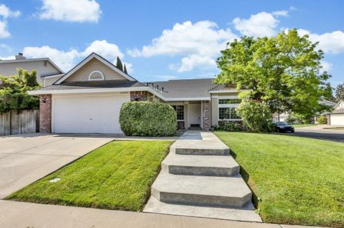 5400 Spring Creek Way, Elk Grove, CA 95758-4725