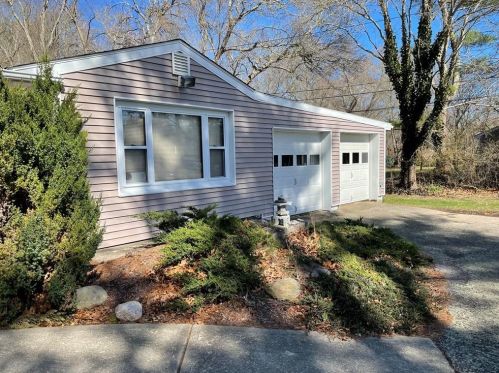 373 Waites Corner Rd, Richmond, RI 02892-1624
