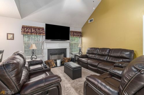 2376 Sapphire Ct, Ellenwood, GA 30294-3570