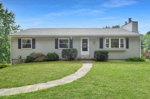 27 Maxwell Dr, Derry, NH 03038-5731