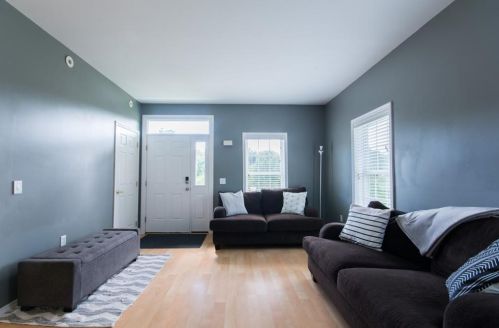 2 Cardinal Ln, Richmond, RI 02832