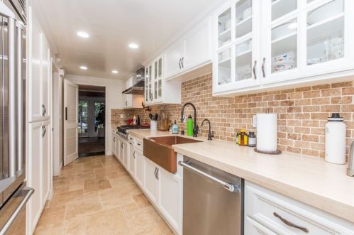 9439 Friendly Woods Ln, Whittier CA 90605-1657 exterior