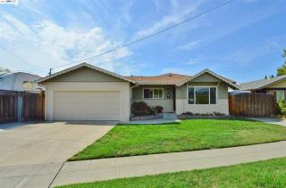 42765 Parkwood St, Fremont, CA 94538-4138