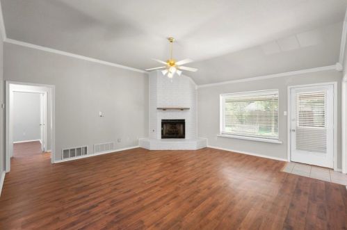 1085 Springwood Dr, Fort Worth TX  76179-3436 exterior