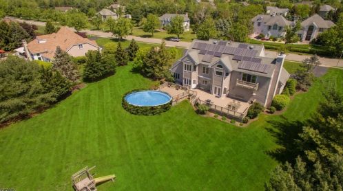 4 Farmstead Rd, Parsippany, NJ 07834-2944
