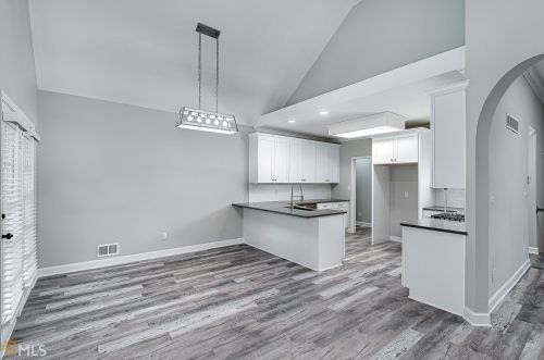 701 Deerwood Dr, Stockbridge GA  30281-6321 exterior