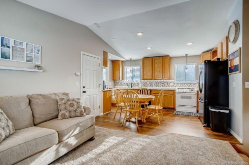 4648 Pagosa Way, Aurora CO 80011-4930 exterior