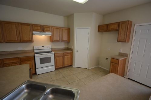 6521 Waterhill Ln, Fort Worth TX  76179-4196 exterior