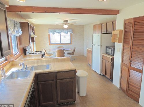 823 9th Ave, Brainerd MN  56401-2535 exterior
