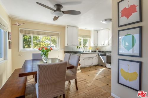 1517 Harvard St, Santa Monica, CA 90404-3548