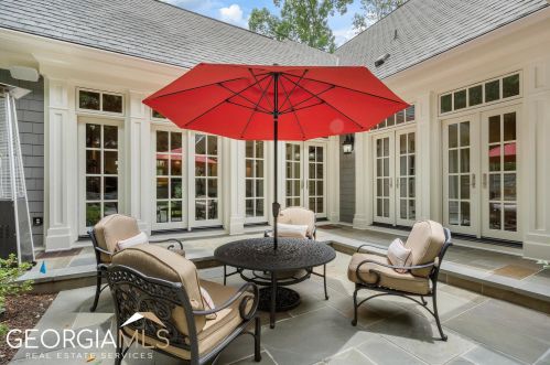 2990 Margaret Mitchell Dr, Atlanta GA  30327-1708 exterior
